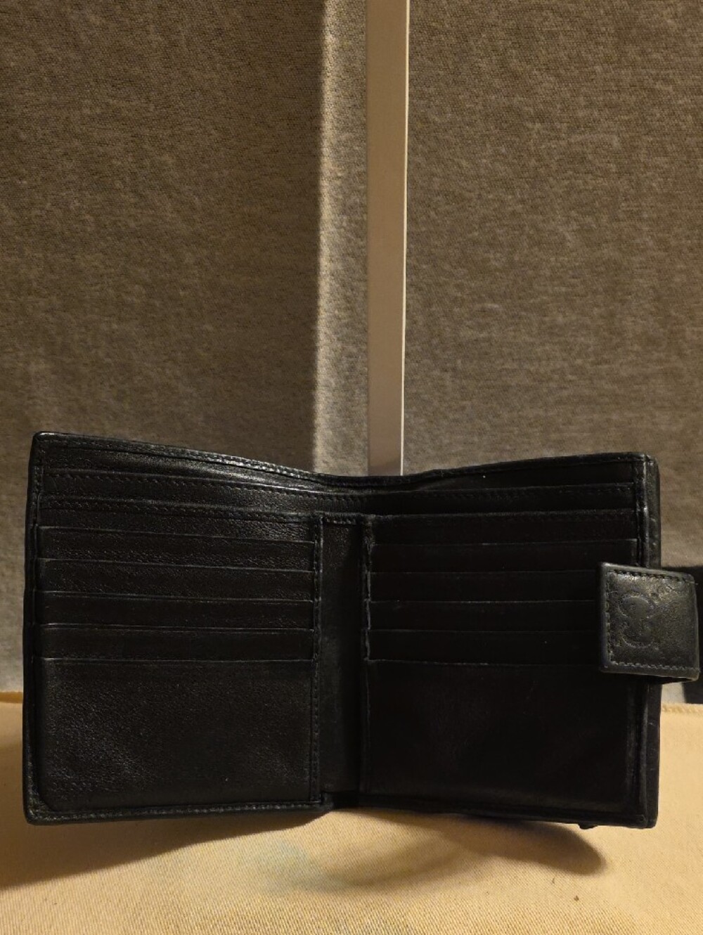 Gucci Gussiccima French Flap Wallet Wallet. - Picture 3 of 9
